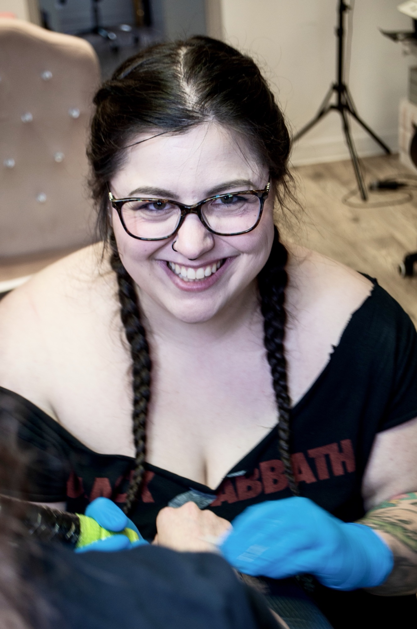 Brynn Johnson smiling mid-session at Glamour Gang Studio