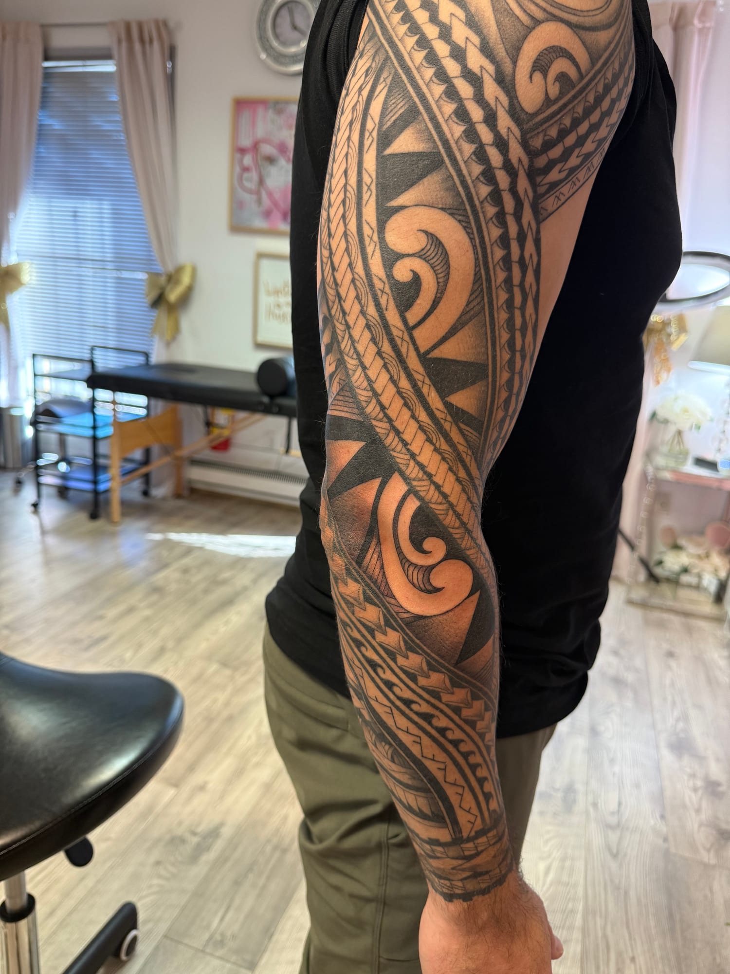 Full Polynesian-style black sleeve on the arm